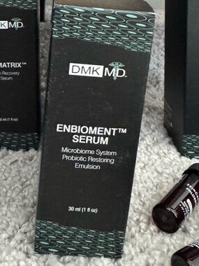Enbioment™ Serum - Black/Teal